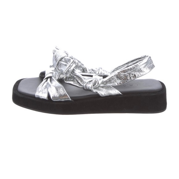 Silver IRO leather platform sandals 🩶 - Picture 2 of 5